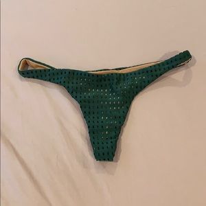 Acacia Pipeline Bottoms